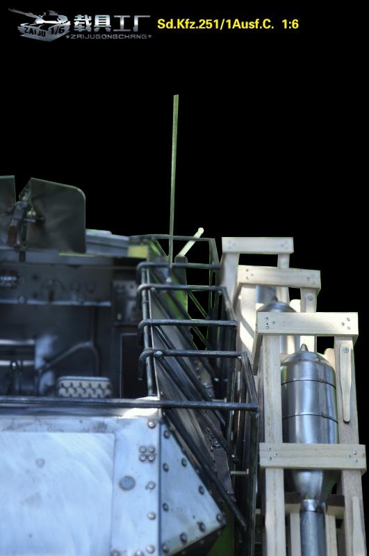  Artikelbild 6 des Artikels “Diecast Sd.Kfz.251:1Ausf.C. (Grey) “