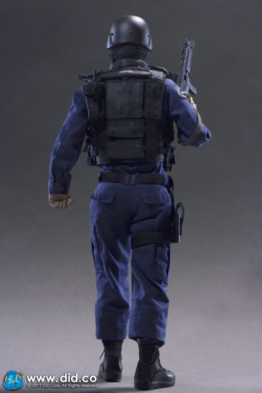  Artikelbild 6 des Artikels “SPEED LAPD SWAT 90S - Kenny (Exclusive Version) “