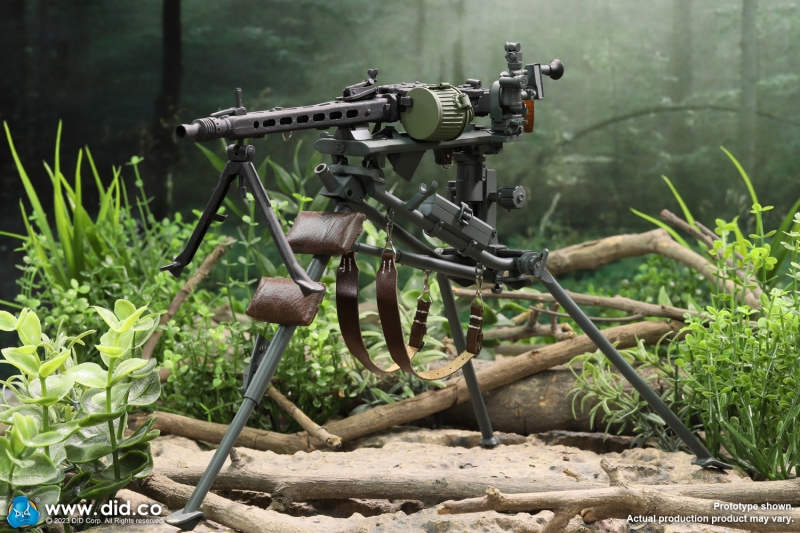  Product image 6 of the product “MG 42 Tripod in Metal 1:6 de Luxe (Olive Drab) ”