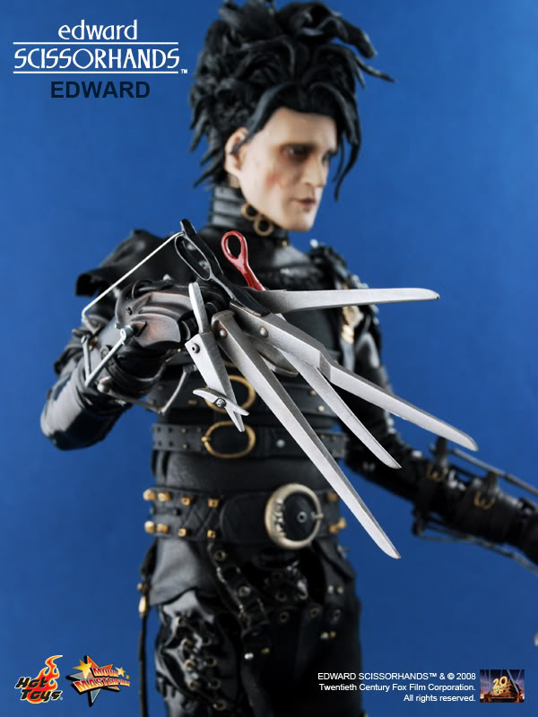  Artikelbild 6 des Artikels “HOT TOYS EDWARD SCISSORHANDS “