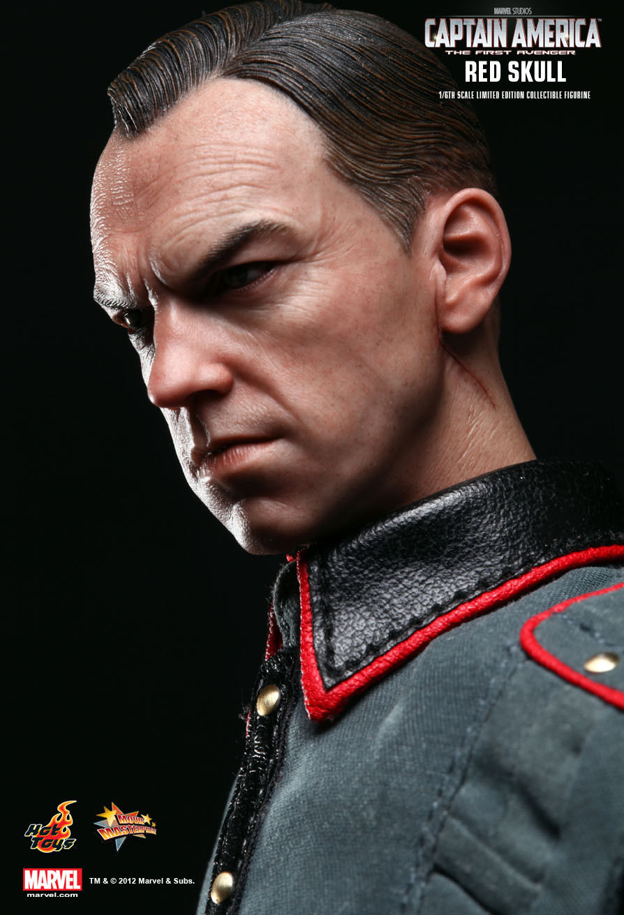  Artikelbild 6 des Artikels “Red Skull Limited Edition Collectible Figure “