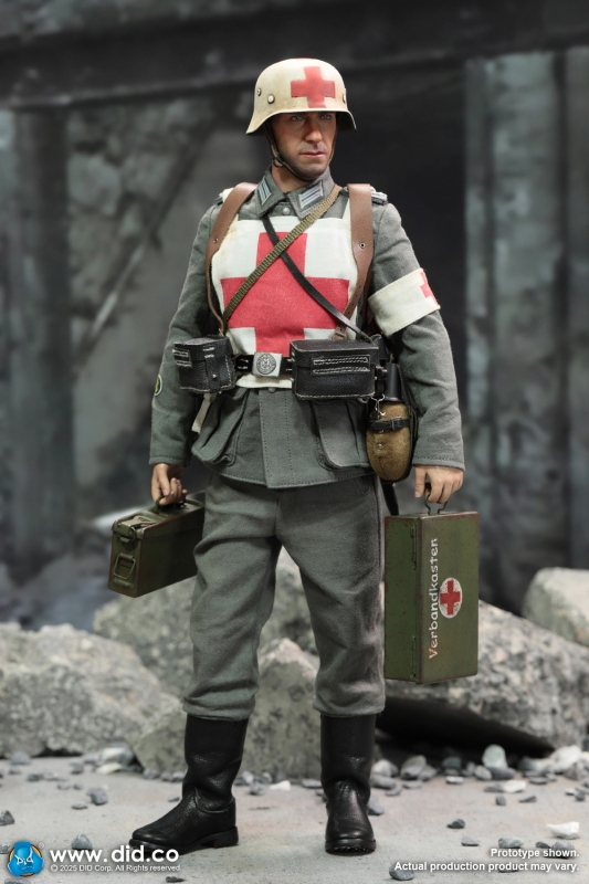  Product image 6 of the product “WH Medic Officer Candidate Unterazt - Gröger 1/6 ”
