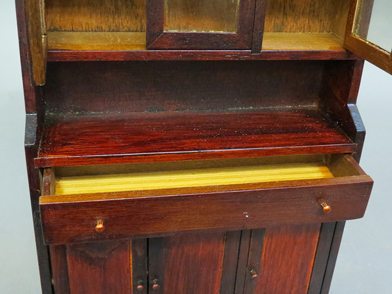  Artikelbild 6 des Artikels “Küchenschranck in Holz 1:6 “