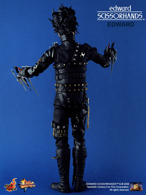  Artikelbild 7 des Artikels “HOT TOYS EDWARD SCISSORHANDS “